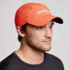 Chapeaux Outpace