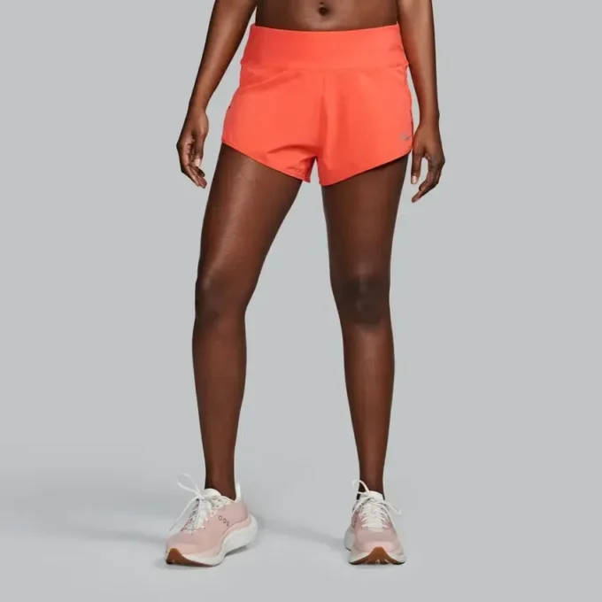 Shorts fendu Outpace 2,5&Prime; pour femme