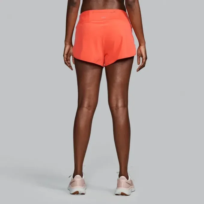 Shorts fendu Outpace 2,5&Prime; pour femme