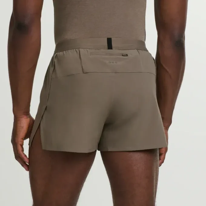 Shorts Outpace 2,5&Prime; pour homme