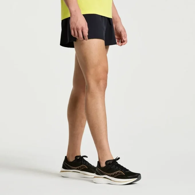 Shorts Outpace 2,5&Prime; pour homme