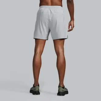 Shorts Outpace 5&Prime; pour homme