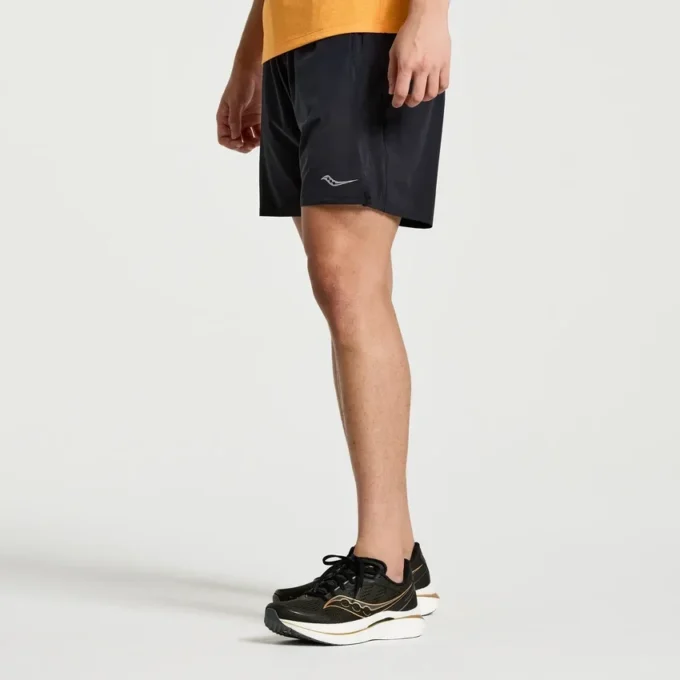 Shorts Outpace 7&Prime; pour homme